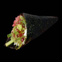 Spicy maguro temaki